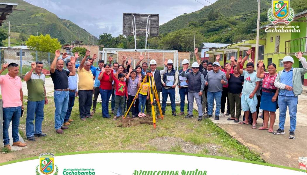 Inicia Contrucción del techo  de la loza en la IE 101053