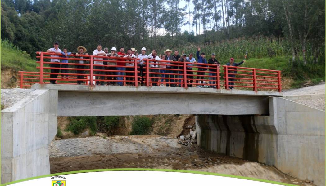  Inauguración el nuevo puente en la localidad El Aliso